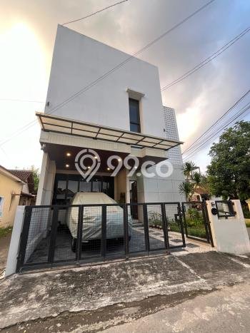 Hunian Impian Keluarga! Rumah Mewah di Gondokusuman, Yogyakarta, LT 112m2m² LB 152m2m² Hunian Impian Keluarga! Rumah Mewah di Gondokusuman, Yogyakarta, LT 112m2m² LB 152m2m²