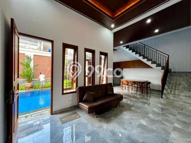 INVESTASI TEPAT! Rumah area Umbulharjo, LT 287m2m² Bangunan 200m2m² INVESTASI TEPAT! Rumah area Umbulharjo, LT 287m2m² Bangunan 200m2m²