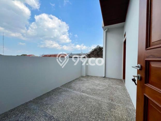 INVESTASI TEPAT! Rumah area Umbulharjo, LT 287m2m² Bangunan 200m2m² INVESTASI TEPAT! Rumah area Umbulharjo, LT 287m2m² Bangunan 200m2m²