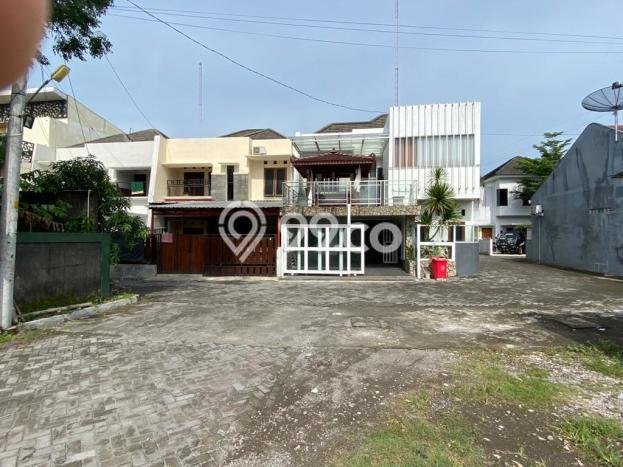 HOT PROPERTY! Rumah Premium area Ngaglik, Luas 166m2m² LB 300m2m² HOT PROPERTY! Rumah Premium area Ngaglik, Luas 166m2m² LB 300m2m²