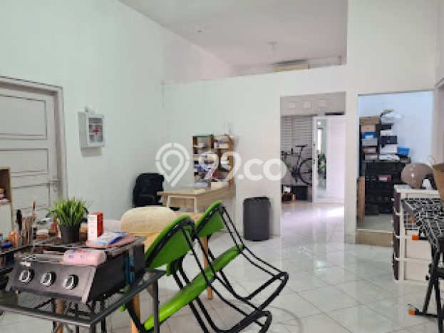 Rumah Akses Mudah area Depok, Sleman, LT 251m2m² Bangunan 300m2m² Rumah Akses Mudah area Depok, Sleman, LT 251m2m² Bangunan 300m2m²