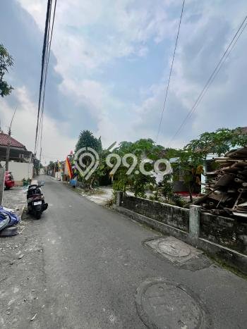 Rumah Nyaman dengan Luas Bangunan 160m2m² di Lokasi Ngaglik, Sleman Rumah Nyaman dengan Luas Bangunan 160m2m² di Lokasi Ngaglik, Sleman