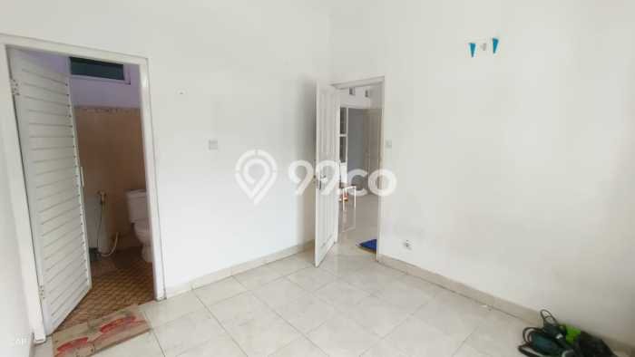 For Sale Rumah 3 Kamar Lokasi Ideal Nyaman dan Strategis di Depok For Sale Rumah 3 Kamar Lokasi Ideal Nyaman dan Strategis di Depok