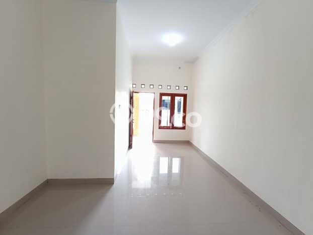 Rumah Modern 3 Kamar Terawat di Mlati, Dekat Tempat Strategis, Sleman Rumah Modern 3 Kamar Terawat di Mlati, Dekat Tempat Strategis, Sleman