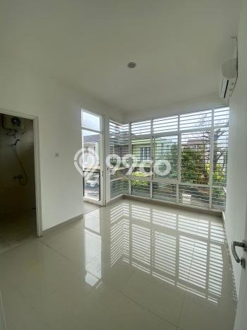Rumah Luas Asri 3 KT Siap Huni di Bintaro Tangerang Selatan Rumah Luas Asri 3 KT Siap Huni di Bintaro Tangerang Selatan