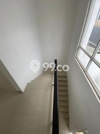 Rumah Luas Asri 3 KT Siap Huni di Bintaro Tangerang Selatan Rumah Luas Asri 3 KT Siap Huni di Bintaro Tangerang Selatan