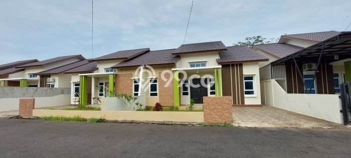 Jual Rumah Bagus Siap Huni LB 120m2 di Pontianak Kota, Pontianak Jual Rumah Bagus Siap Huni LB 120m2 di Pontianak Kota, Pontianak