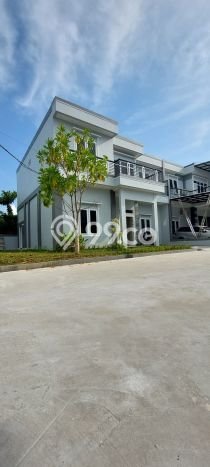 Hunian Eksklusif Dijual LT 238m2 di Pontianak Kota, Pontianak Hunian Eksklusif Dijual LT 238m2 di Pontianak Kota, Pontianak