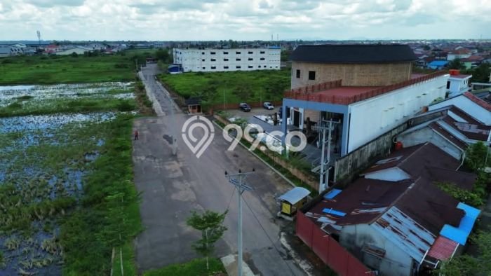 Kavling Tanah di Pontianak Kota Dijual Luas 18097m2 Legalitas SHM Kavling Tanah di Pontianak Kota Dijual Luas 18097m2 Legalitas SHM