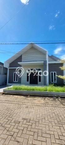 Rumah Strategis Minimalis Lb 175m2 di Pontianak Kota, Pontianak Rumah Strategis Minimalis Lb 175m2 di Pontianak Kota, Pontianak