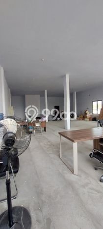 Ruko Dijual di Pontianak Kota Pontianak dengan LB 281m2 Ruko Dijual di Pontianak Kota Pontianak dengan LB 281m2