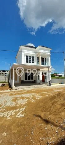 Rumah Modern Minimalis 5 Kamar Bisa Langsung Pindah di Pontianak Kota Rumah Modern Minimalis 5 Kamar Bisa Langsung Pindah di Pontianak Kota