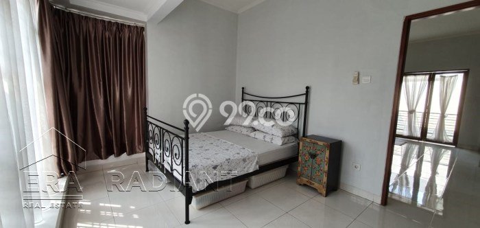 Dijual Rumah Hook Siap Huni di Emerald Bintaro Sektor 9 Dijual Rumah Hook Siap Huni di Emerald Bintaro Sektor 9