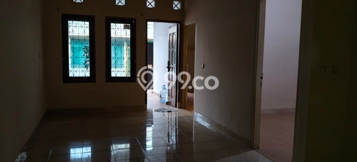 Disewakan Rumah Murah di Lubang Buaya Jakarta Timur dengan 4 KT Disewakan Rumah Murah di Lubang Buaya Jakarta Timur dengan 4 KT