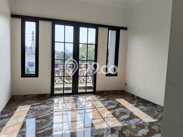 Hunian Elit LB 500m2 Siap Pakai Desain Elegan di Mampang, Jakarta Selatan Hunian Elit LB 500m2 Siap Pakai Desain Elegan di Mampang, Jakarta Selatan