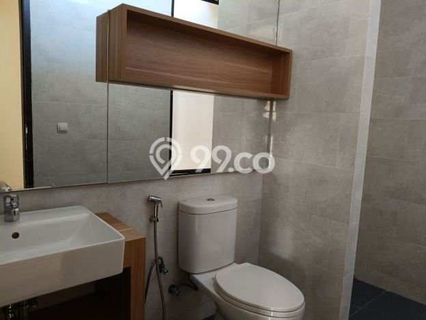 Dijual Hunian Rumah Terawat 3 KT di Lubang Buaya, Jakarta Timur Dijual Hunian Rumah Terawat 3 KT di Lubang Buaya, Jakarta Timur