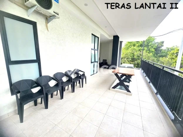 Dijual Rumah Kost di Plombokan, Semarang, 32 KT, 33 KM, Bangunan 1200m2 Dijual Rumah Kost di Plombokan, Semarang, 32 KT, 33 KM, Bangunan 1200m2