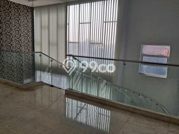 Dijual Rumah Luas Megah Dengan View Cantik di Citra Garden, Jakarta Barat Dijual Rumah Luas Megah Dengan View Cantik di Citra Garden, Jakarta Barat