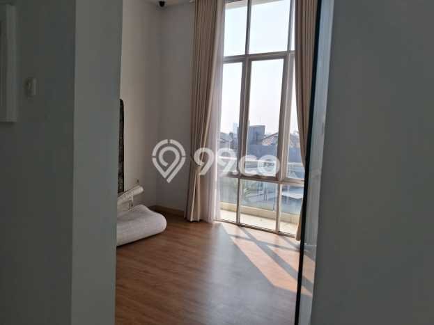 Dijual Rumah Luas Megah Dengan View Cantik di Citra Garden, Jakarta Barat Dijual Rumah Luas Megah Dengan View Cantik di Citra Garden, Jakarta Barat