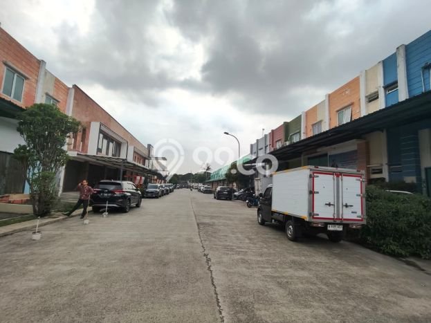 Untuk Dijual! Gudang di Daan Mogot Jakarta Barat LT 297m2 / LB 252m2 Kawasan Strategis Untuk Dijual! Gudang di Daan Mogot Jakarta Barat LT 297m2 / LB 252m2 Kawasan Strategis