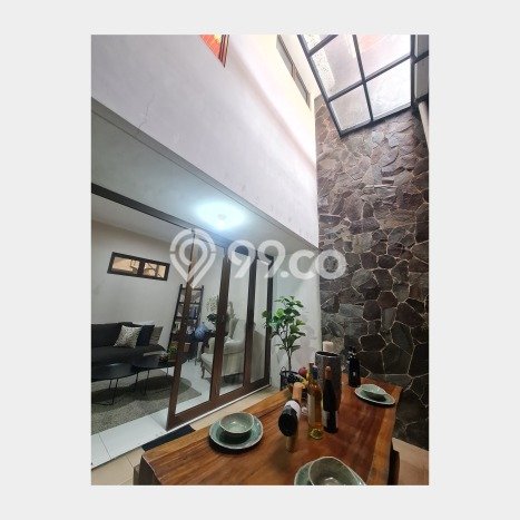 Rumah Mewah LB 185m2 Siap Huni Desain Elegan di Bintaro, Tangerang Selatan Rumah Mewah LB 185m2 Siap Huni Desain Elegan di Bintaro, Tangerang Selatan