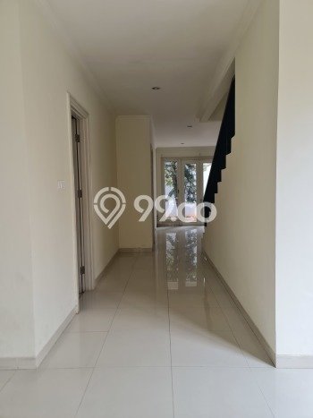 Ready to Use! Luxury House LT 350m2 Desain Modern di Alam Sutera Ready to Use! Luxury House LT 350m2 Desain Modern di Alam Sutera