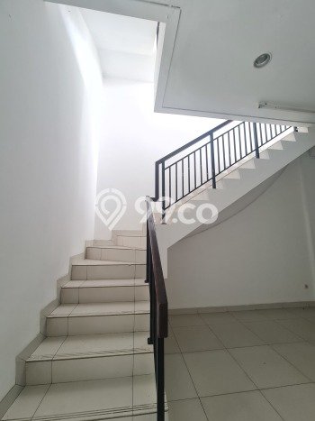 Unit Ruko Dijual di Tangerang LT 48m2 & LB 137m2 Unit Ruko Dijual di Tangerang LT 48m2 & LB 137m2