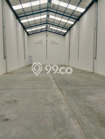 Disewakan Gudang di Kawasan Ramai Kamal Luas 330m2 Disewakan Gudang di Kawasan Ramai Kamal Luas 330m2