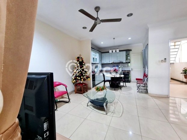 Rumah Elit Modern Tanpa Renovasi di harapan indah Bekasi Rumah Elit Modern Tanpa Renovasi di harapan indah Bekasi
