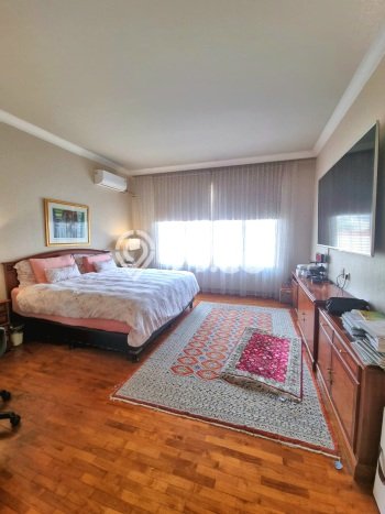 For Sale! Luxury House LT 520m2 Desain Modern di Permata Hijau For Sale! Luxury House LT 520m2 Desain Modern di Permata Hijau