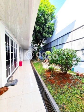 Rumah Luxury Modern Siap Huni di Cibubur Jakarta Timur Rumah Luxury Modern Siap Huni di Cibubur Jakarta Timur