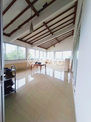 Rumah Elit LB 320m2 Siap Huni Desain Elegan di Bandung Utara, Bandung Rumah Elit LB 320m2 Siap Huni Desain Elegan di Bandung Utara, Bandung