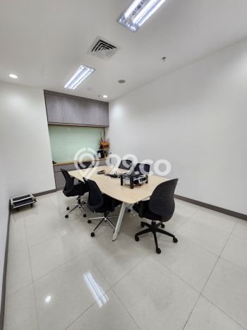 HARGA BERSAING! Kantor Kawasan Alam Sutera, Luas 136m2m², Area Komersial HARGA BERSAING! Kantor Kawasan Alam Sutera, Luas 136m2m², Area Komersial