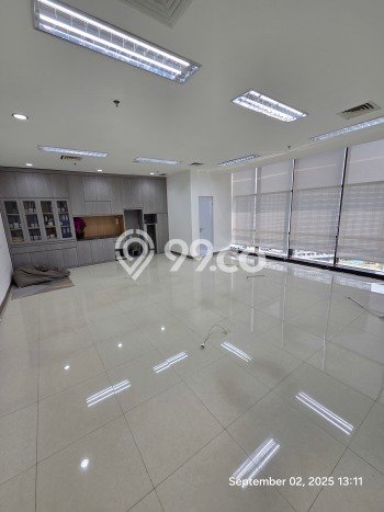 HARGA BERSAING! Kantor Kawasan Alam Sutera, Luas 136m2m², Area Komersial HARGA BERSAING! Kantor Kawasan Alam Sutera, Luas 136m2m², Area Komersial