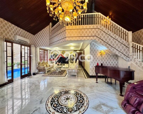Dijual Rumah Premium dengan Fasilitas Sekitar Lengkap di Kebayoran Lama, Jakarta Selatan Dijual Rumah Premium dengan Fasilitas Sekitar Lengkap di Kebayoran Lama, Jakarta Selatan