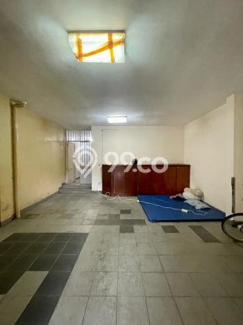 Hunian Mewah LB 332m2 Siap Huni Desain Elegan di Kuningan, Jakarta Selatan Hunian Mewah LB 332m2 Siap Huni Desain Elegan di Kuningan, Jakarta Selatan