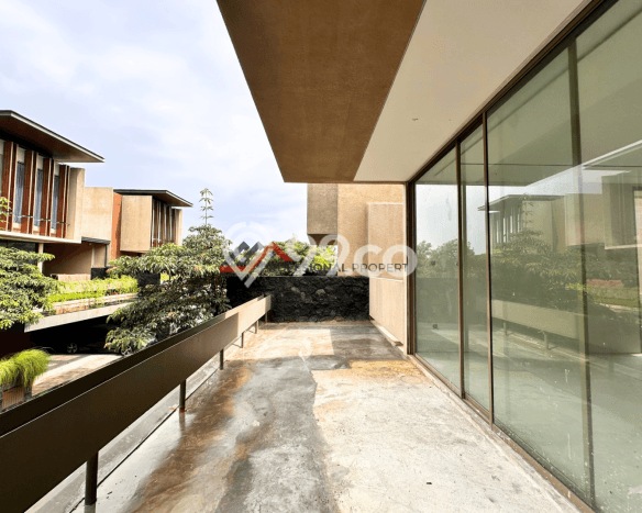 Rumah Mewah LB 195m2 Siap Huni Desain Elegan di Kemang, Jakarta Selatan Rumah Mewah LB 195m2 Siap Huni Desain Elegan di Kemang, Jakarta Selatan