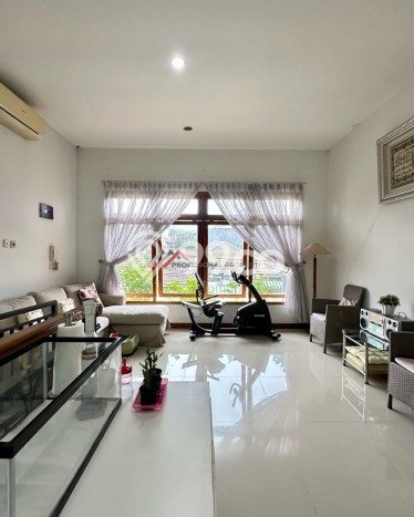 Dijual Rumah Elit Exclusive di Mampang Prapatan, Jakarta Selatan Dijual Rumah Elit Exclusive di Mampang Prapatan, Jakarta Selatan
