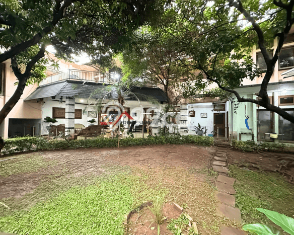 Rumah Mewah LB 800m2 Siap Pakai Desain Elegan di Pejaten, Jakarta Selatan Rumah Mewah LB 800m2 Siap Pakai Desain Elegan di Pejaten, Jakarta Selatan