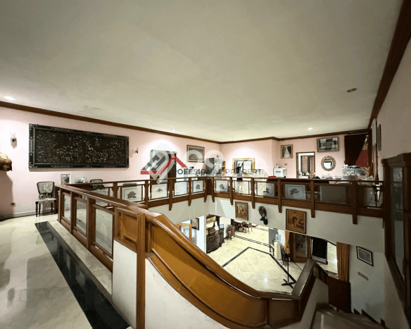 Rumah Mewah LB 800m2 Siap Pakai Desain Elegan di Pejaten, Jakarta Selatan Rumah Mewah LB 800m2 Siap Pakai Desain Elegan di Pejaten, Jakarta Selatan