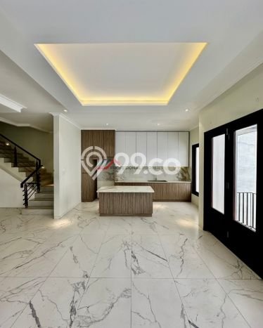 Rumah LT 225m² di Cipete, Dekat Cipete, Jakarta Selatan, Jakarta Selatan Rumah LT 225m² di Cipete, Dekat Cipete, Jakarta Selatan, Jakarta Selatan