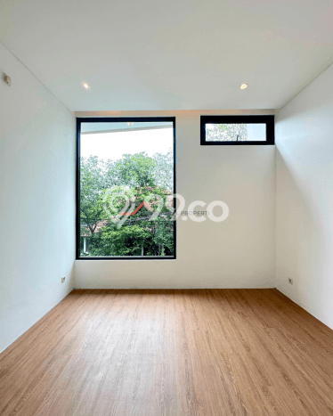 For Sale! Luxury House LT 161m2 Desain Elegan di Kemang For Sale! Luxury House LT 161m2 Desain Elegan di Kemang