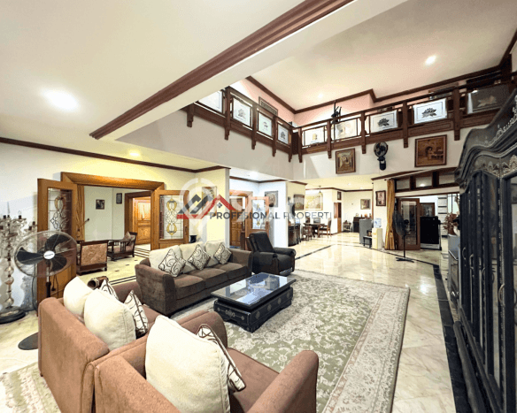 Rumah Mewah LB 800m2 Siap Pakai Desain Elegan di Pejaten, Jakarta Selatan Rumah Mewah LB 800m2 Siap Pakai Desain Elegan di Pejaten, Jakarta Selatan