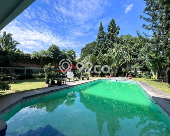 Rumah Luxury Modern Siap Huni di Kemang Jakarta Selatan Rumah Luxury Modern Siap Huni di Kemang Jakarta Selatan