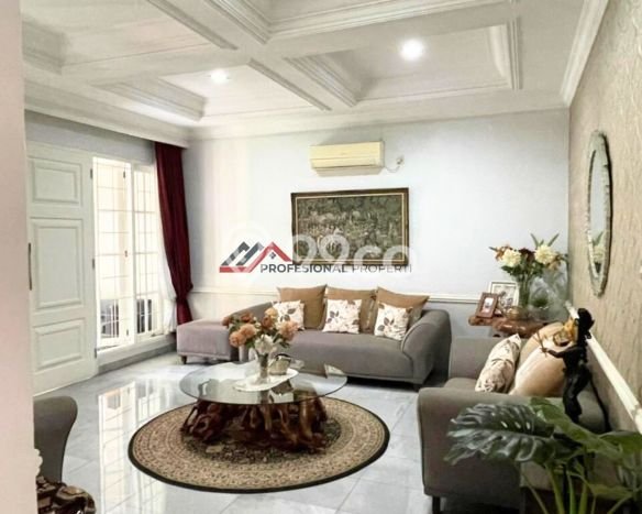 Rumah Luxury Modern Tanpa Renovasi di Pejaten Jakarta Selatan Rumah Luxury Modern Tanpa Renovasi di Pejaten Jakarta Selatan