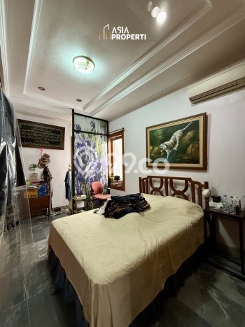 Ready to Use! Premium House LT 155m2 Desain Elegan di Kemang Ready to Use! Premium House LT 155m2 Desain Elegan di Kemang