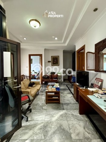 Ready to Use! Premium House LT 155m2 Desain Elegan di Kemang Ready to Use! Premium House LT 155m2 Desain Elegan di Kemang