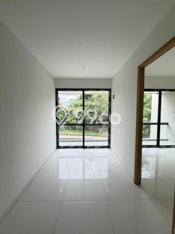 Rumah Disewakan Jakarta Selatan LT 320m2 LB 425m2 Area Cipete Rumah Disewakan Jakarta Selatan LT 320m2 LB 425m2 Area Cipete