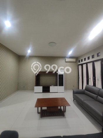 Disewakan Rumah Konsep Minimalis di Kebayoran Baru Jakarta Selatan dengan 4 KT Disewakan Rumah Konsep Minimalis di Kebayoran Baru Jakarta Selatan dengan 4 KT