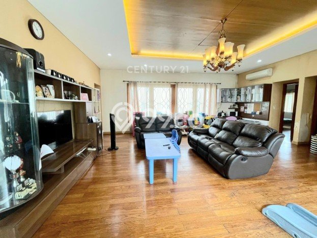 Rumah Luxury Modern Siap Huni di Bintaro Tangerang Selatan Rumah Luxury Modern Siap Huni di Bintaro Tangerang Selatan